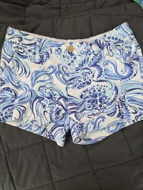 Lilly Pulitzer Blue & White Swirl High-Waist Shorts